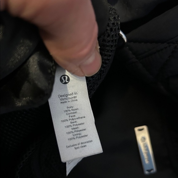 lululemon athletica On My Level Tote Bag 30L ORIGINAL version/NWOT - Picture 3 of 5